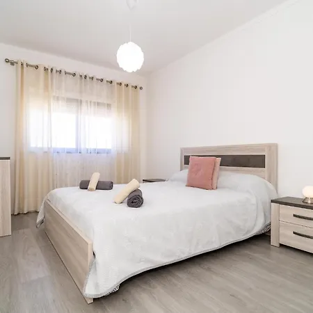 Feliz Apartment *