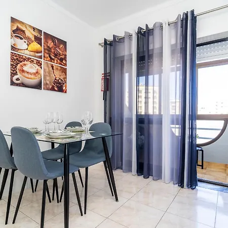 Apartment Feliz